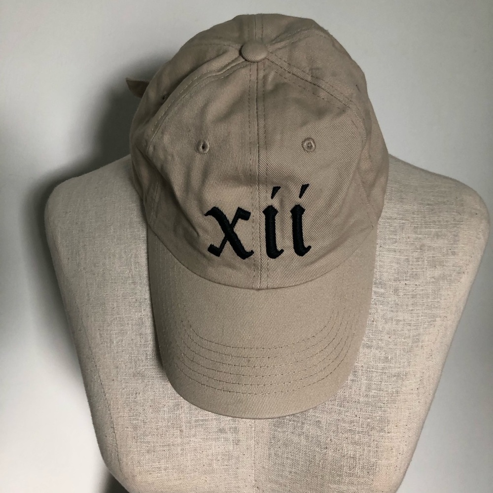 Twelve Conference Hat with Tiger